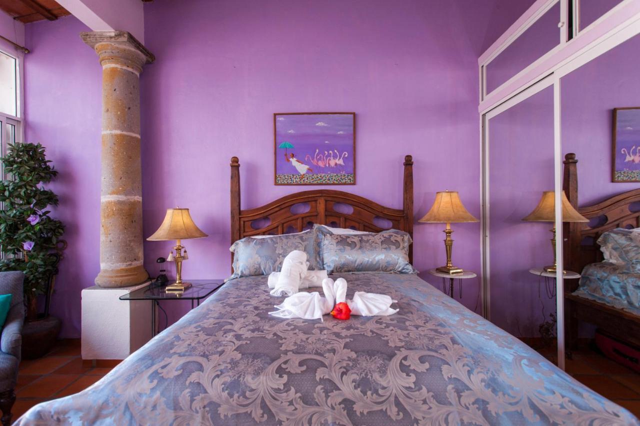 Garlands Del Rio Bed & Breakfast Puerto Vallarta Room photo