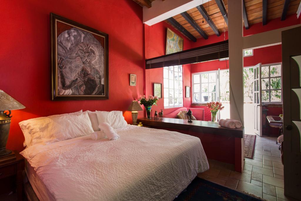 Garlands Del Rio Bed & Breakfast Puerto Vallarta Room photo
